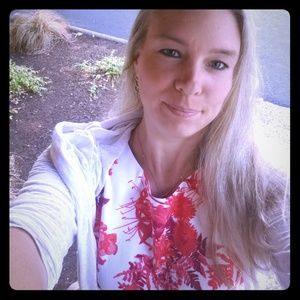 Meet your Posher, Erin